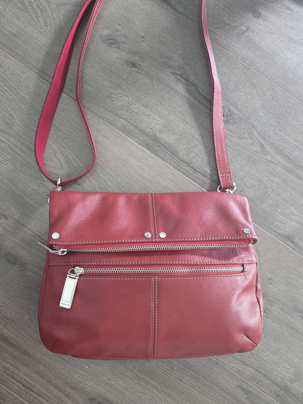 Y2K Vtg Tignanello Womens Red Pebbled Leather Crossbody Purse Handbag Med Size - Picture 3 of 16